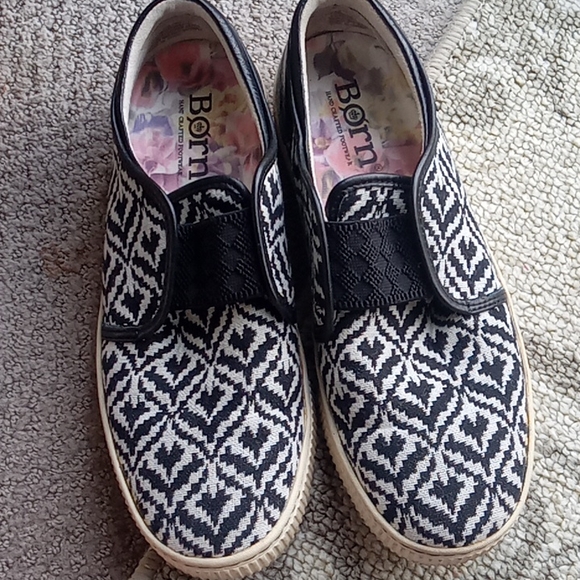 🗽Free w purchase🏁Born Shoes Womens 71/2 - Picture 4 of 10